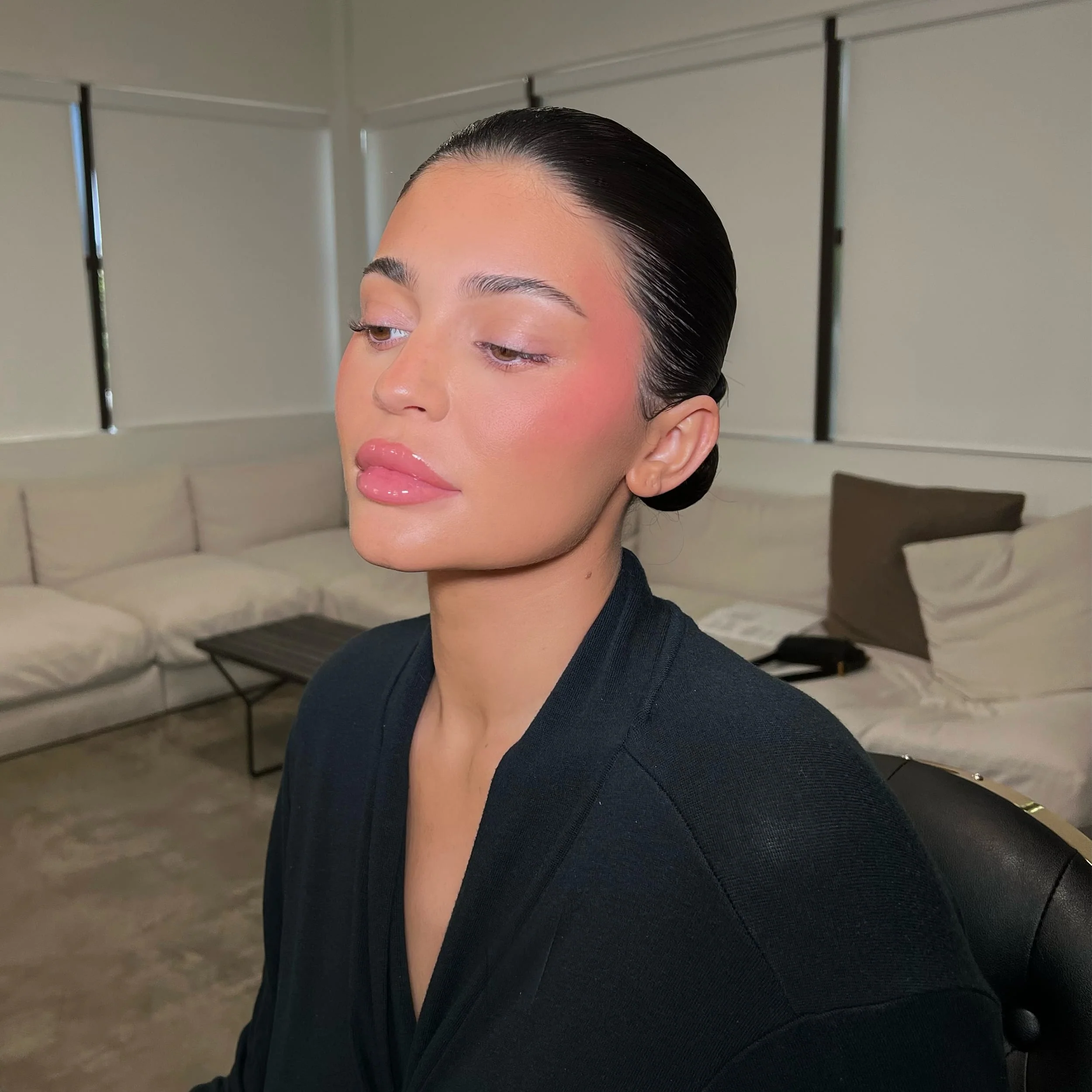 Lip and Cheek Glow Balm - Image 21